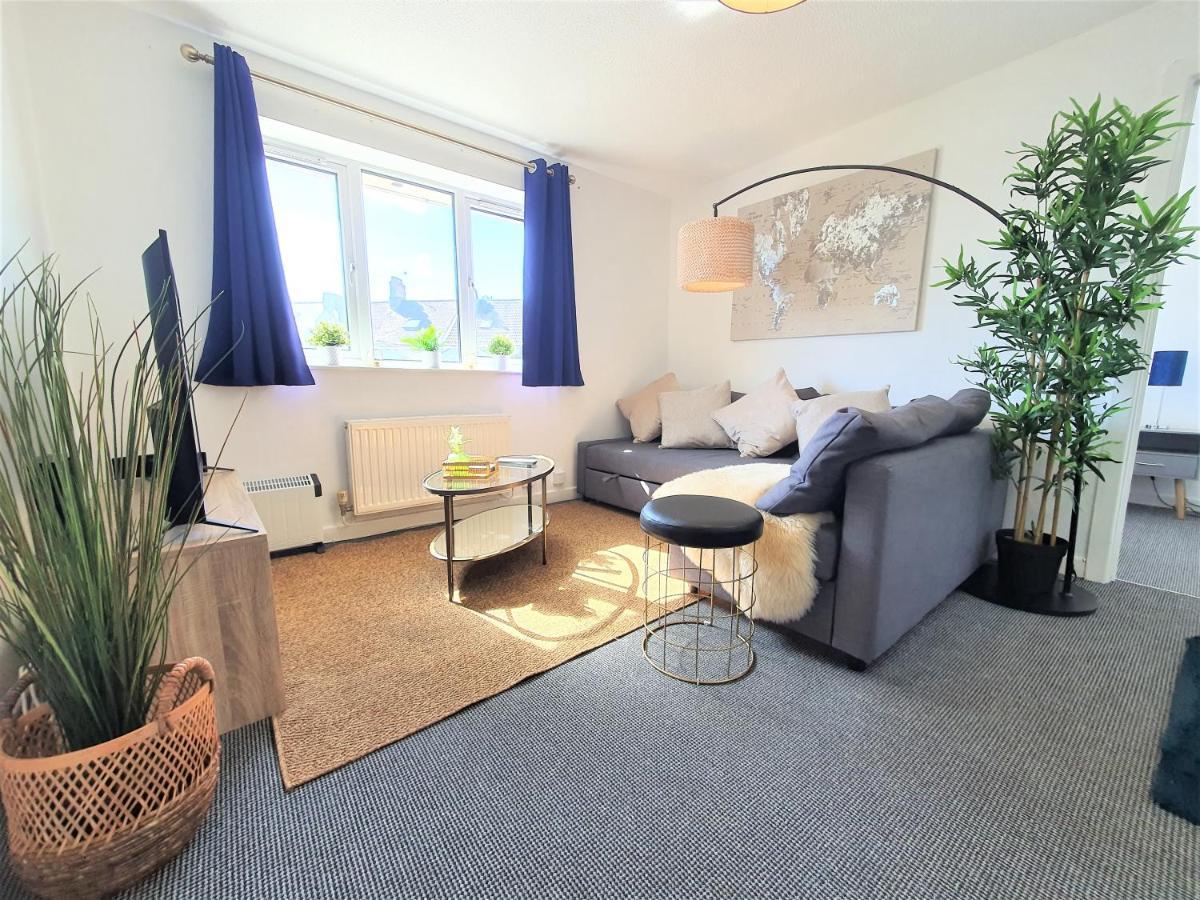 קארדיף Thesiger Court Apartments - Free Private Parking - By Property Promise מראה חיצוני תמונה