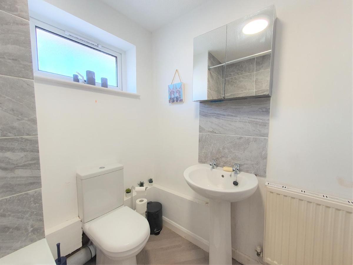 קארדיף Thesiger Court Apartments - Free Private Parking - By Property Promise מראה חיצוני תמונה