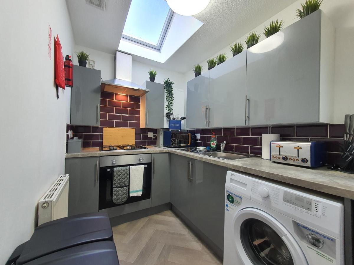 קארדיף Thesiger Court Apartments - Free Private Parking - By Property Promise מראה חיצוני תמונה